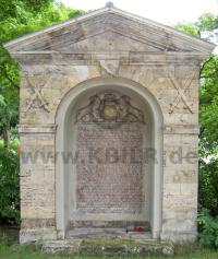 Denkmal für das KB-ILR im Ostfriedhof München.